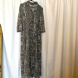 Must have Shirtdress, snakeskin maxi